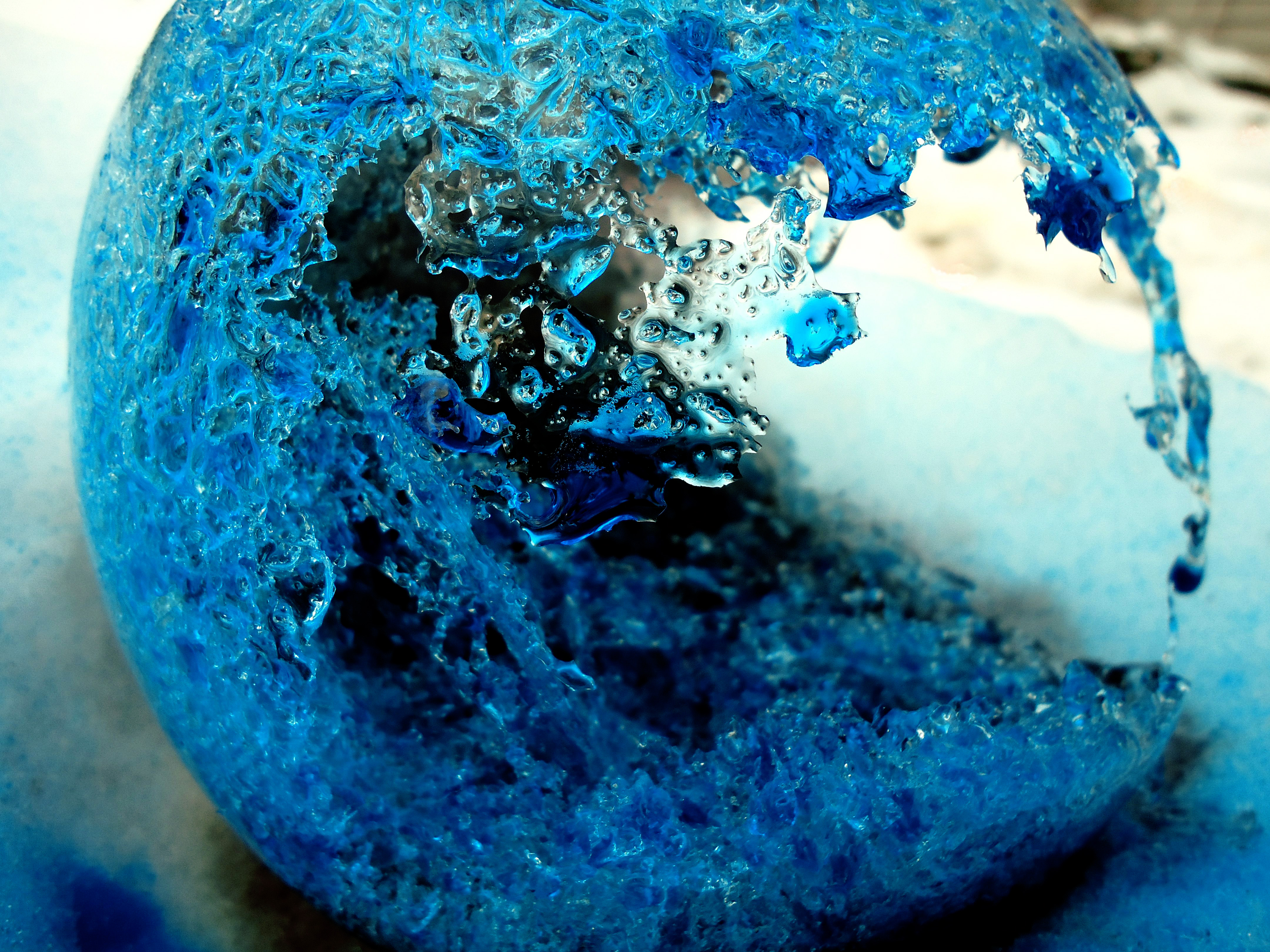 Blue Melting Ice Ball 2013